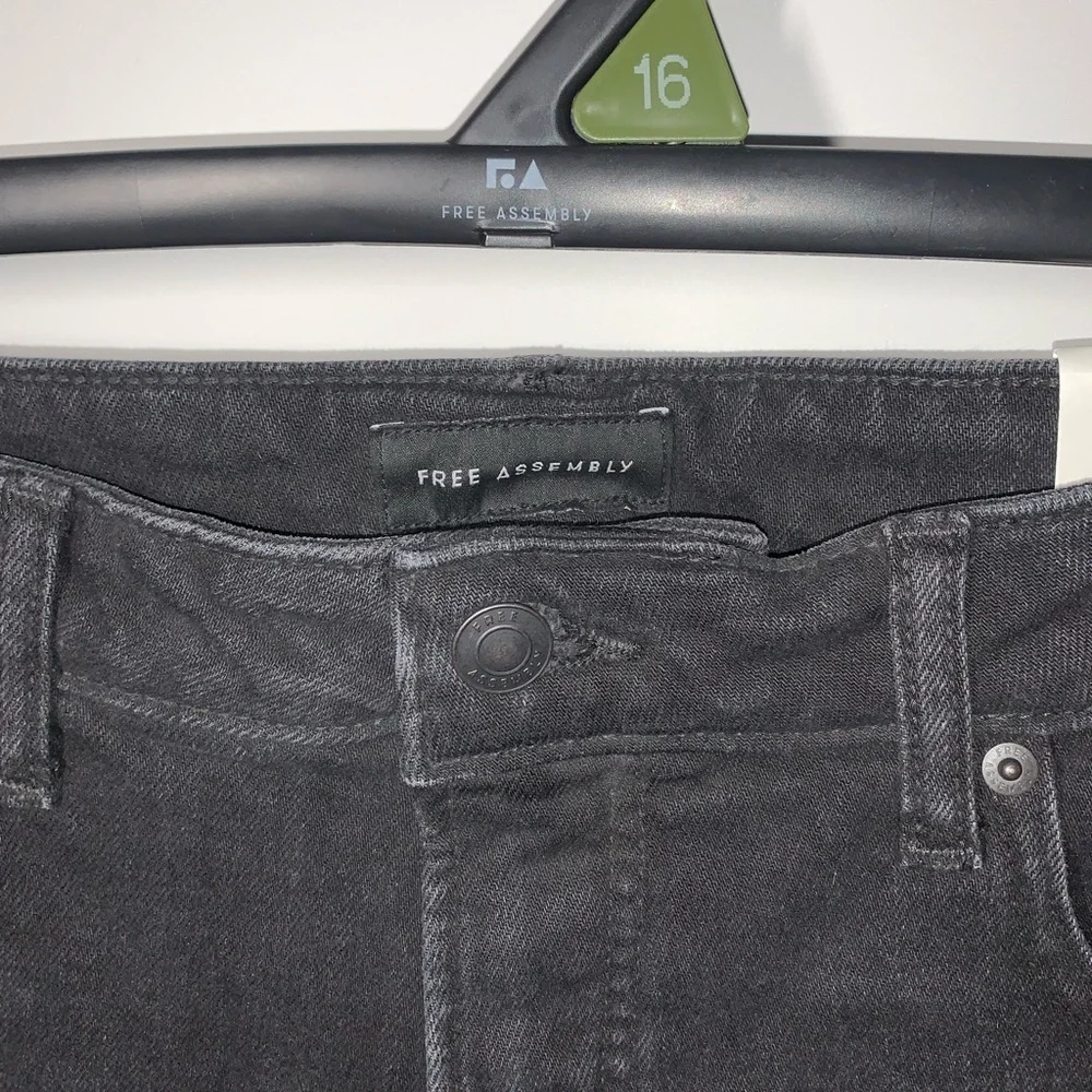 Free Assembly Black Jean Shorts new with tags Size 16